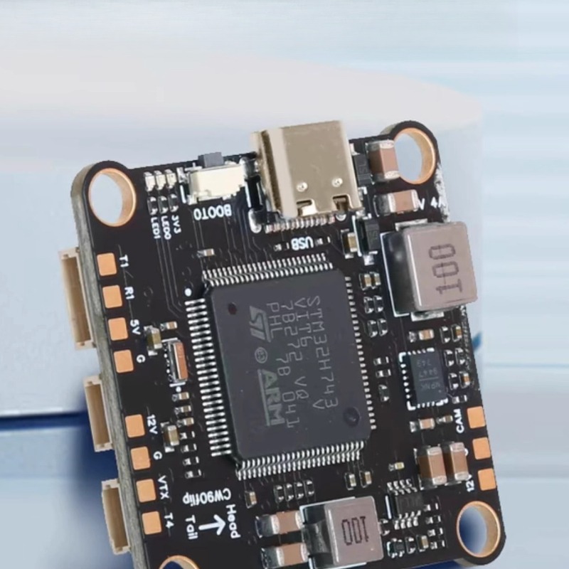 FlyingRC H7D H743 フライトコントローラー  - Fpv Drone Flight Controller のレビューと価格